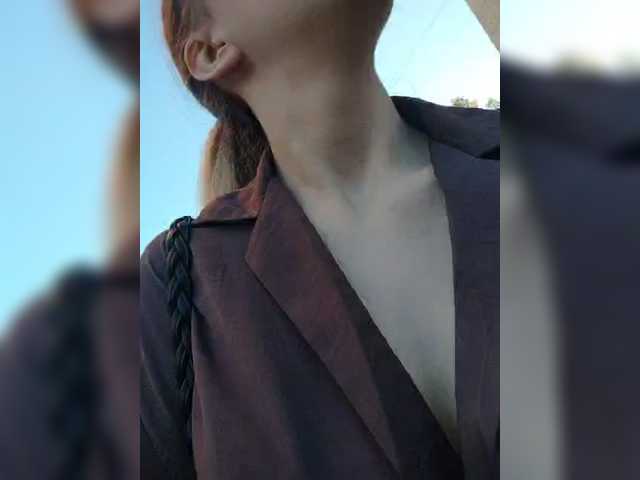 SorelleNoir live cam on BongaCams