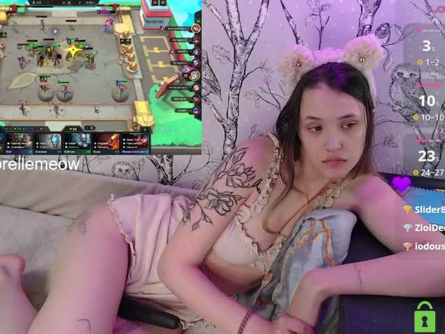 SorelleNoir live cam on BongaCams