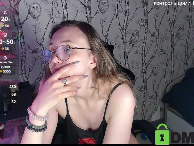 SorelleNoir live cam on BongaCams
