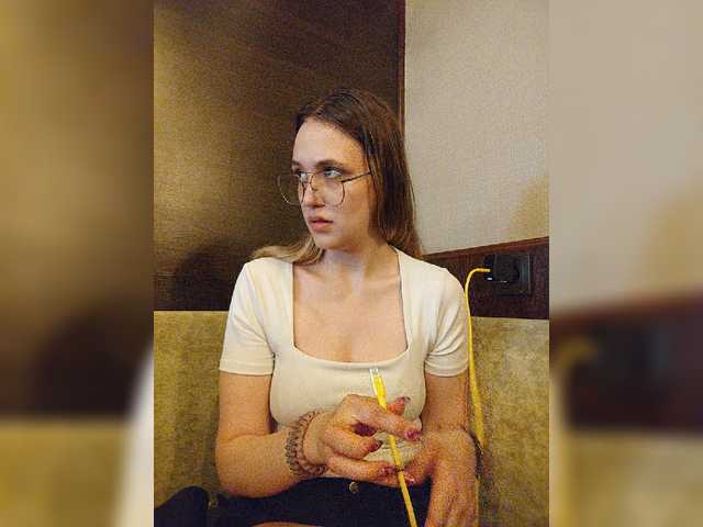 SorelleNoir live cam on BongaCams
