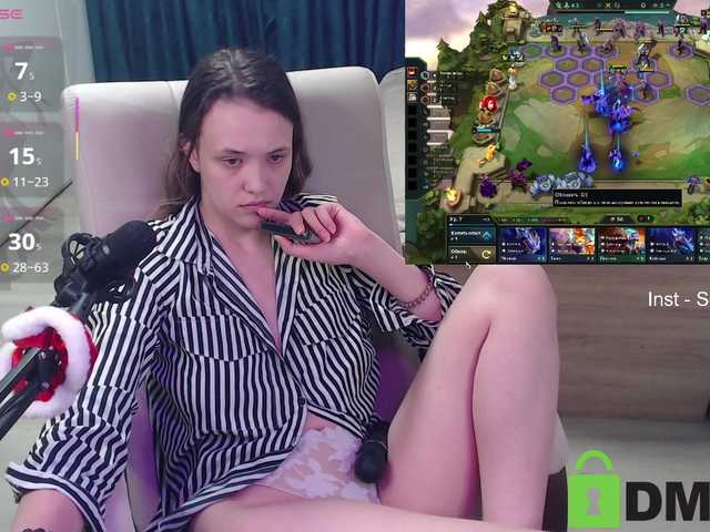 SorelleNoir live cam on BongaCams