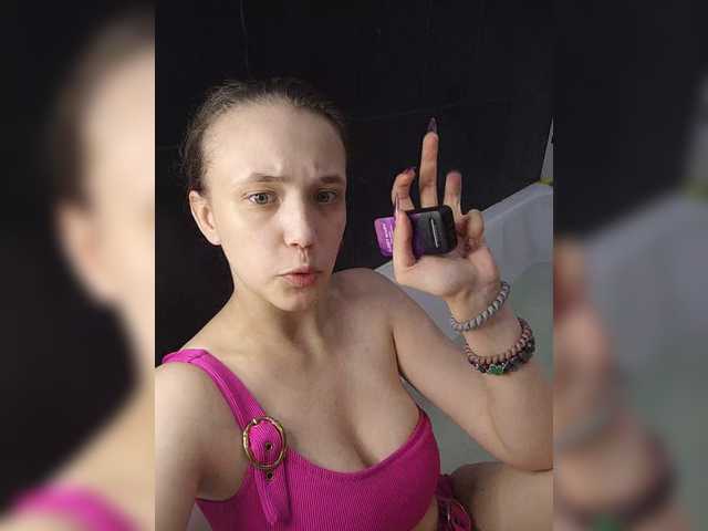 SorelleNoir live cam on BongaCams