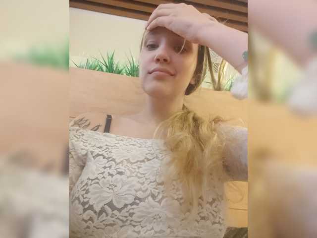 SorelleNoir live cam on BongaCams