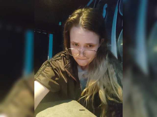 SorelleNoir live cam on BongaCams