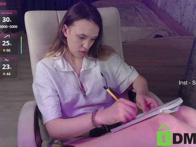 SorelleNoir live cam on BongaCams