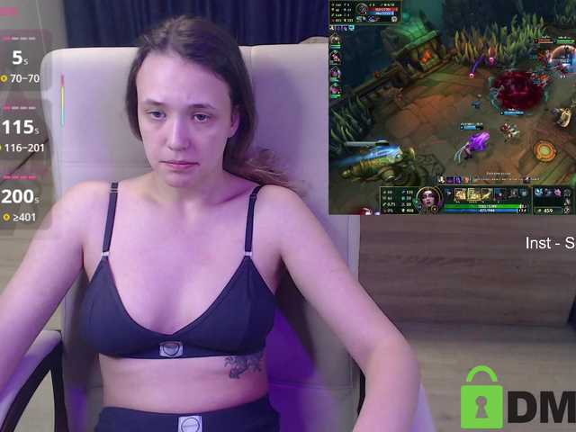SorelleNoir live cam on BongaCams