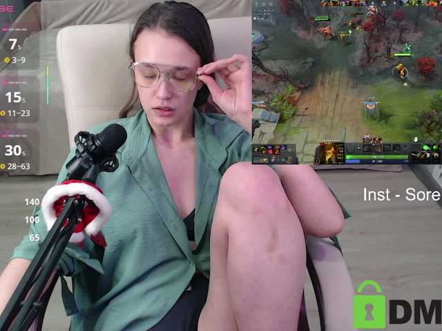 SorelleNoir live cam on BongaCams