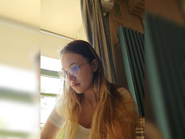SorelleNoir live cam on BongaCams