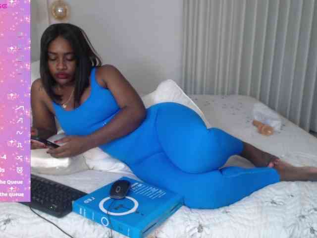 ZayaGold webcam