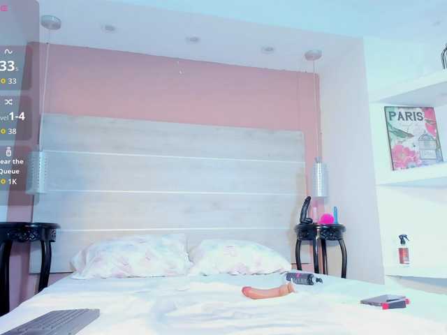 Anny-lewis live webcam show