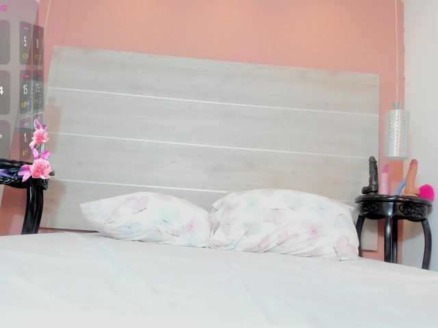 Anny-lewis live cam on BongaCams