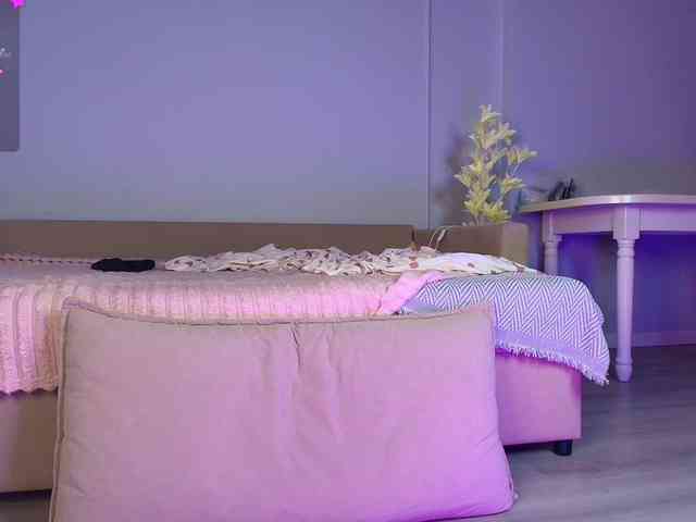 daqueen webcam