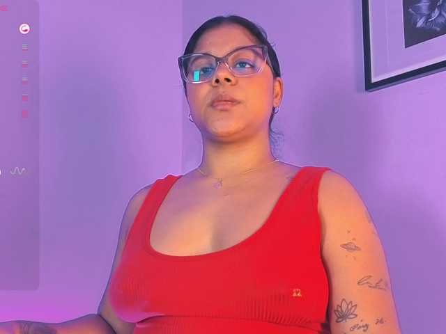chelseea-bluey live cam on BongaCams