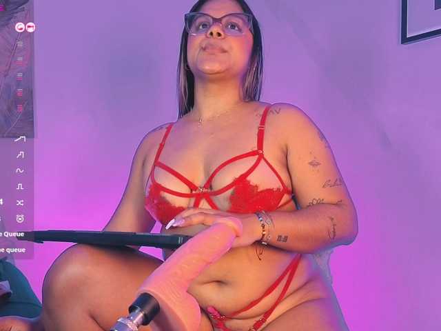 chelseea-bluey live webcam show