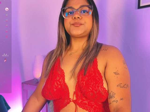 chelseea-bluey live cam on BongaCams