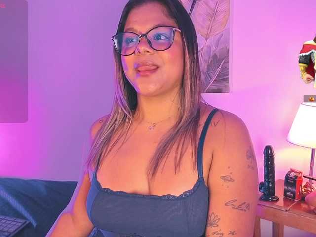 chelseea-bluey live cam
