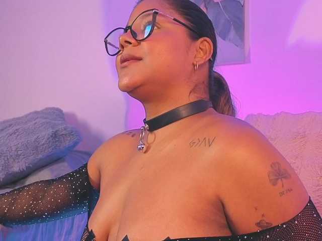 chelseea-bluey live sex show