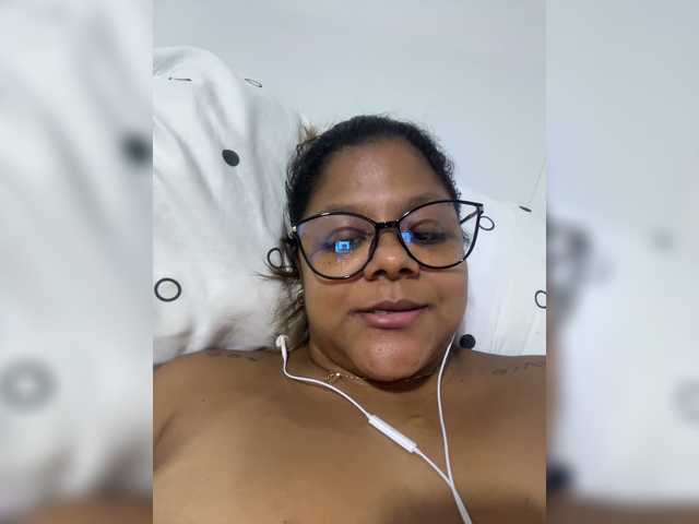 chelseea-bluey live cam on BongaCams