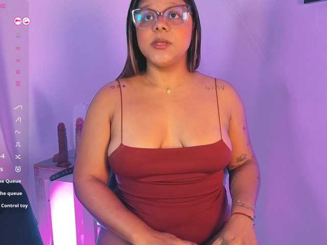 chelseea-bluey live cam on BongaCams