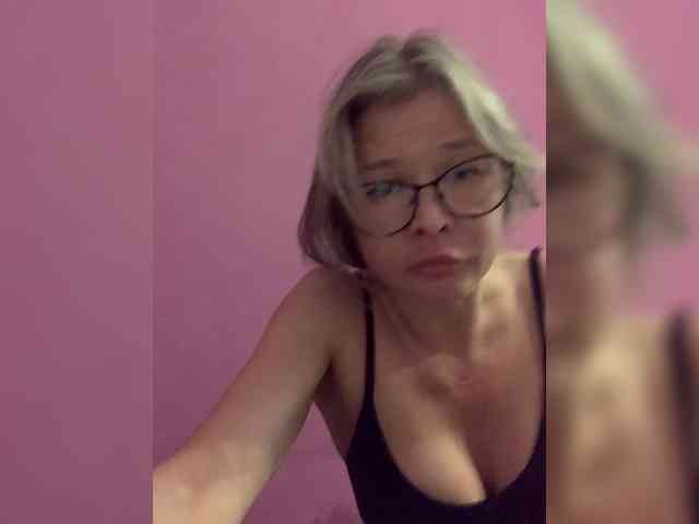 Gelia88 webcam