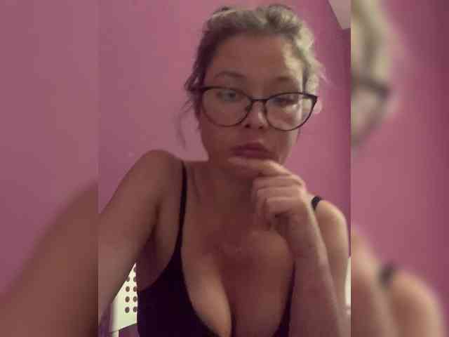 Gelia88 webcam