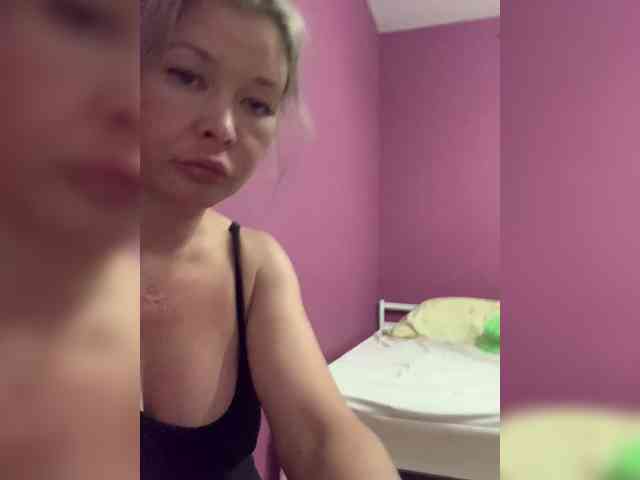 Gelia88 webcam