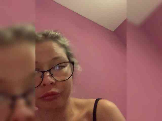 Gelia88 webcam