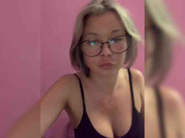 Gelia88 webcam