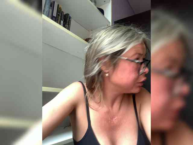 Modèle: Gelia88