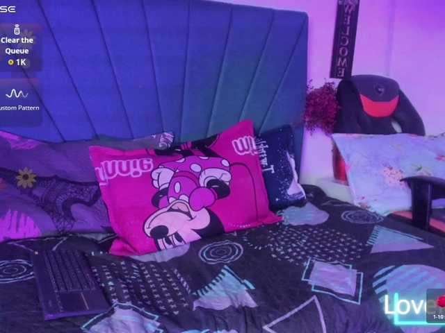 Ivyy-wish live cam on BongaCams