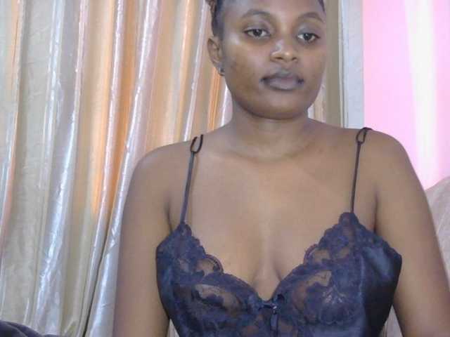 naughtygirll live webcam show