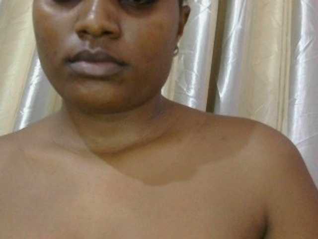 naughtygirll live cam on BongaCams