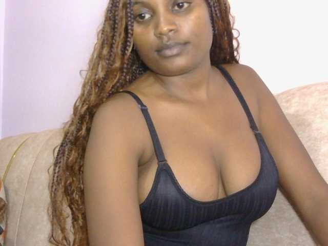 naughtygirll live webcam show