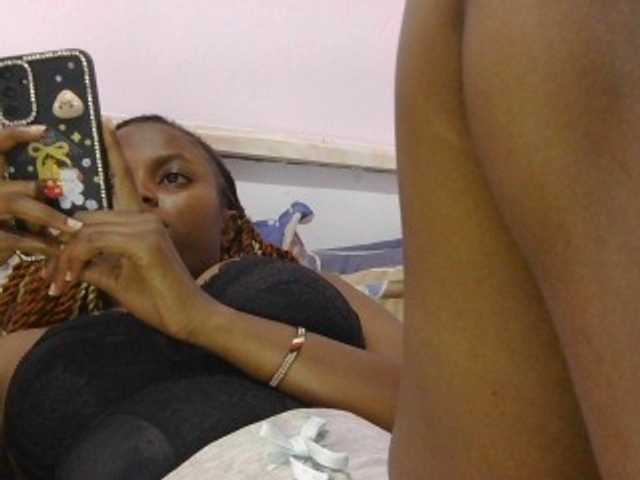 naughtygirll live cam on BongaCams