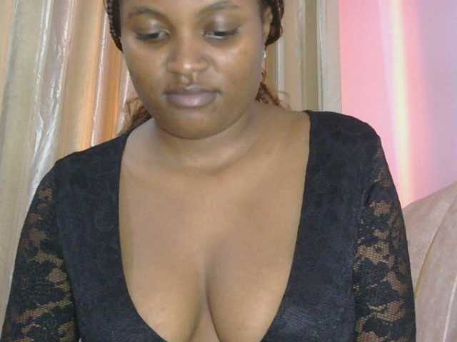 naughtygirll live cam on BongaCams