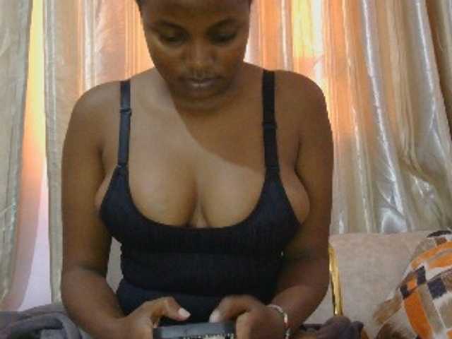 naughtygirll live cam on BongaCams