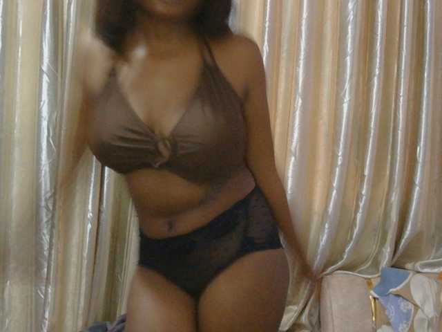 naughtygirll live cam on BongaCams