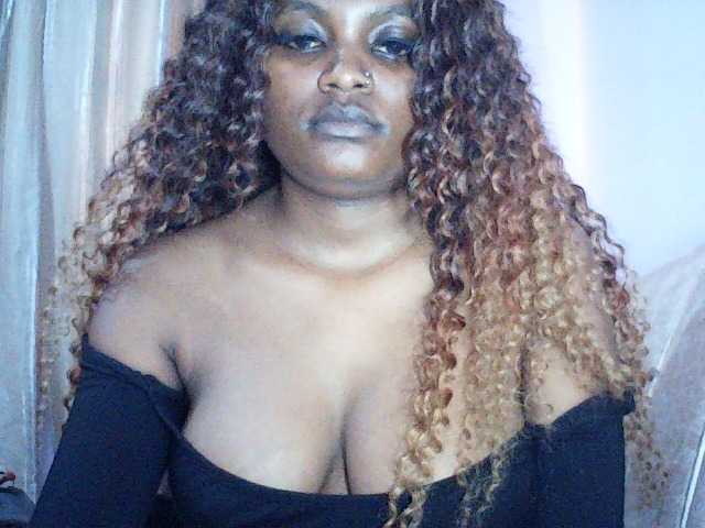 naughtygirll