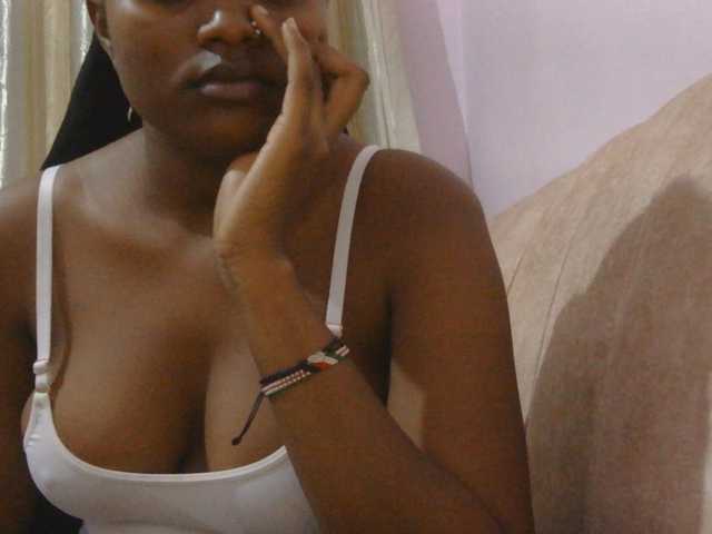 naughtygirll