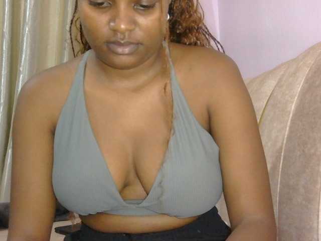naughtygirll live webcam show