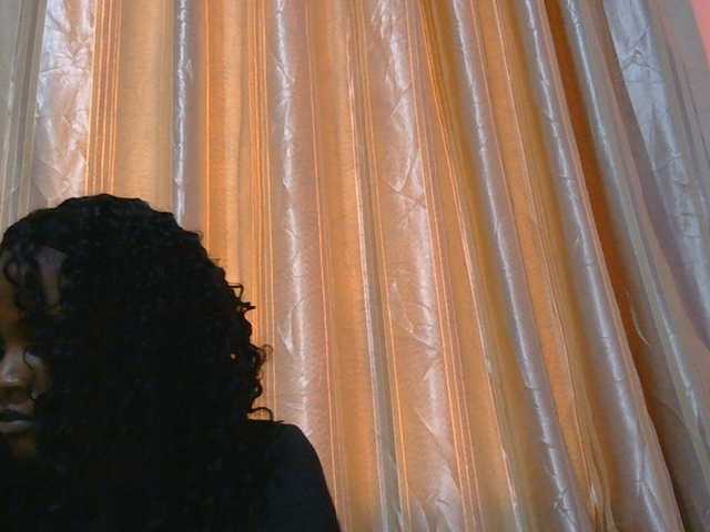 naughtygirll live cam on BongaCams