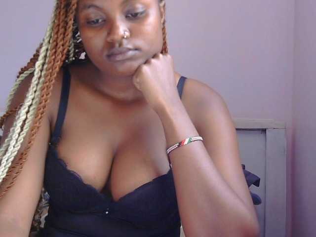naughtygirll