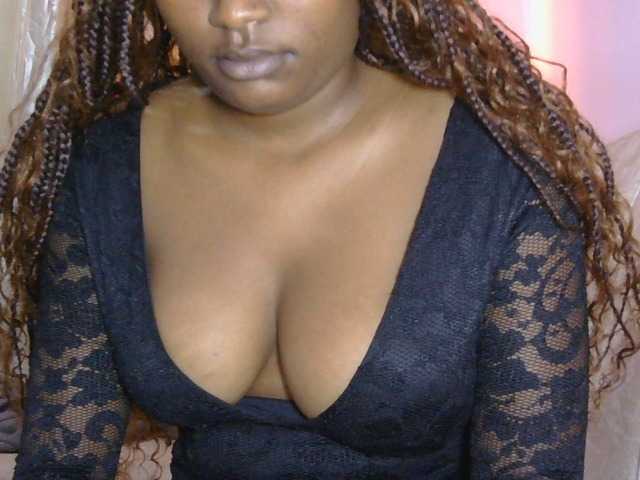 naughtygirll live webcam show