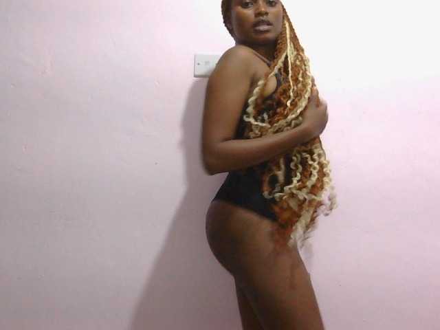 naughtygirll
