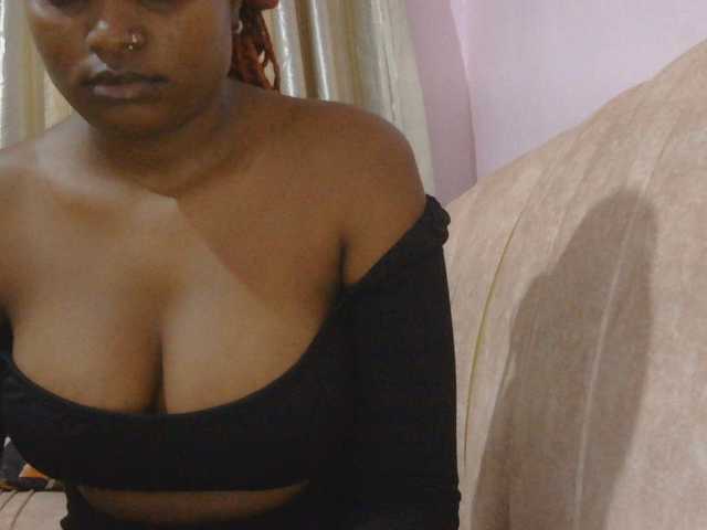 naughtygirll live cam on BongaCams