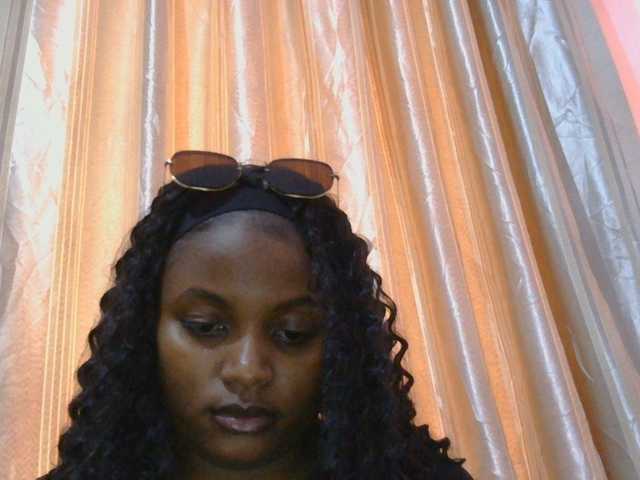 naughtygirll live cam on BongaCams