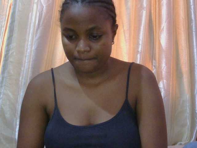 naughtygirll live cam on BongaCams