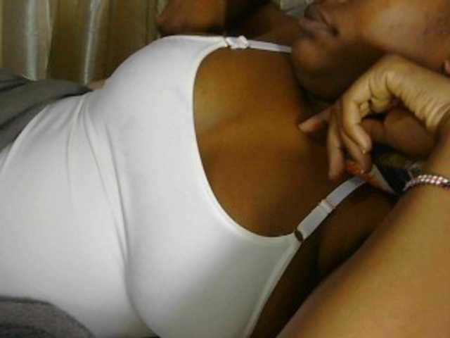 naughtygirll live cam on BongaCams