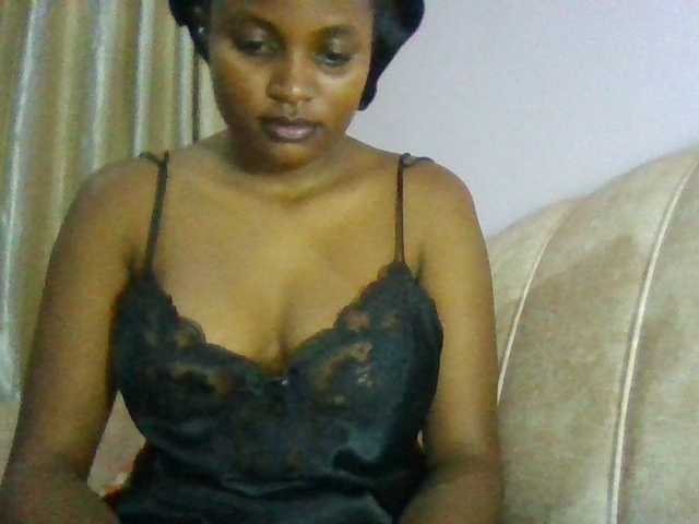 naughtygirll live cam on BongaCams