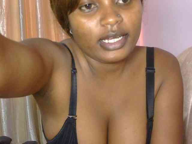 naughtygirll webcam